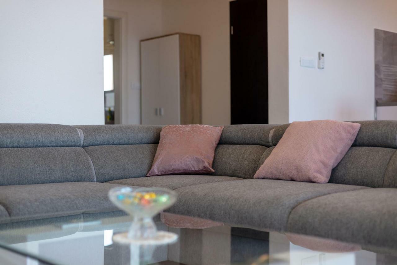Luxury Apartment Nora Podstrana Exterior foto